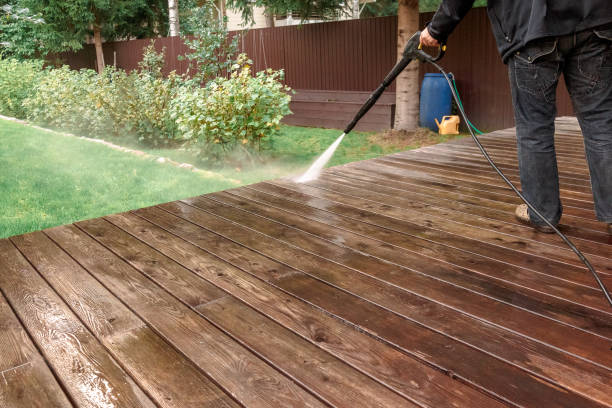 Best Playground Equipment Cleaning  in Roosevelt, NY